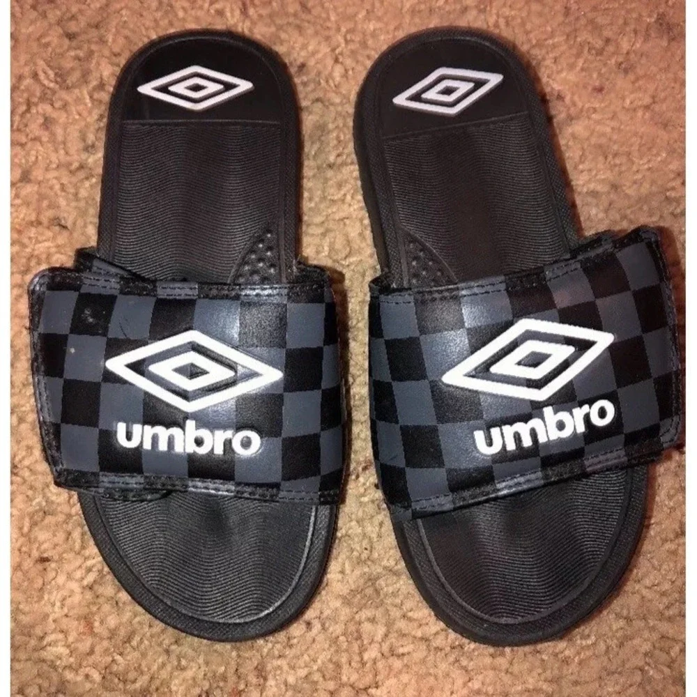 Umbro Youth Heritage Slides Shoes Boys Youth Small Black‎ White Size 13
